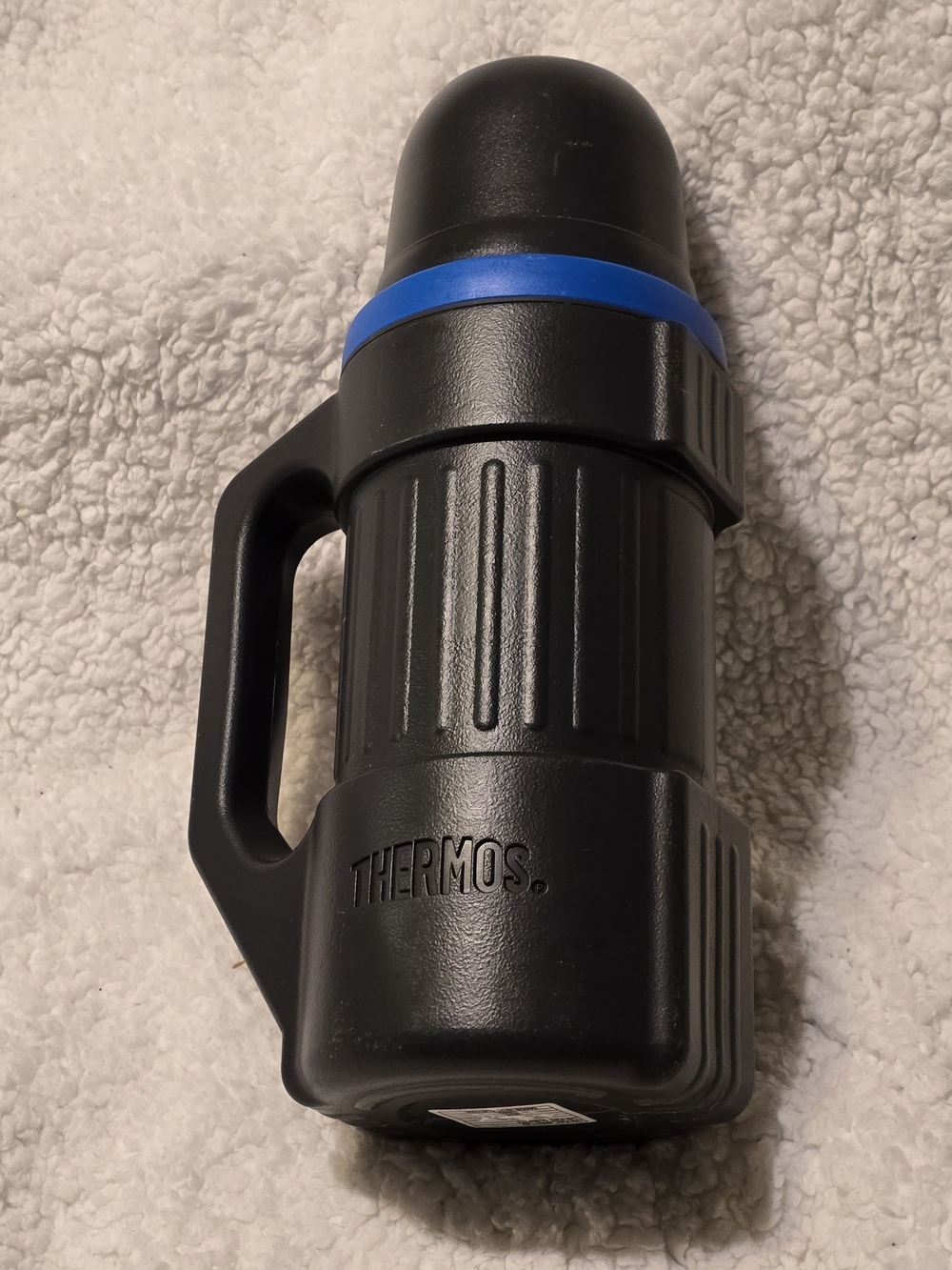 Thermos Black and Blue Insulated Vacuum Bottle - 1.0L